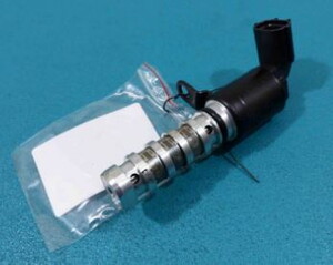 703020-0290 SENSÖR HYUNDAİ Eksantrik Mili Solenoid Valfi İ20 İ10 CEED 1.0 #1